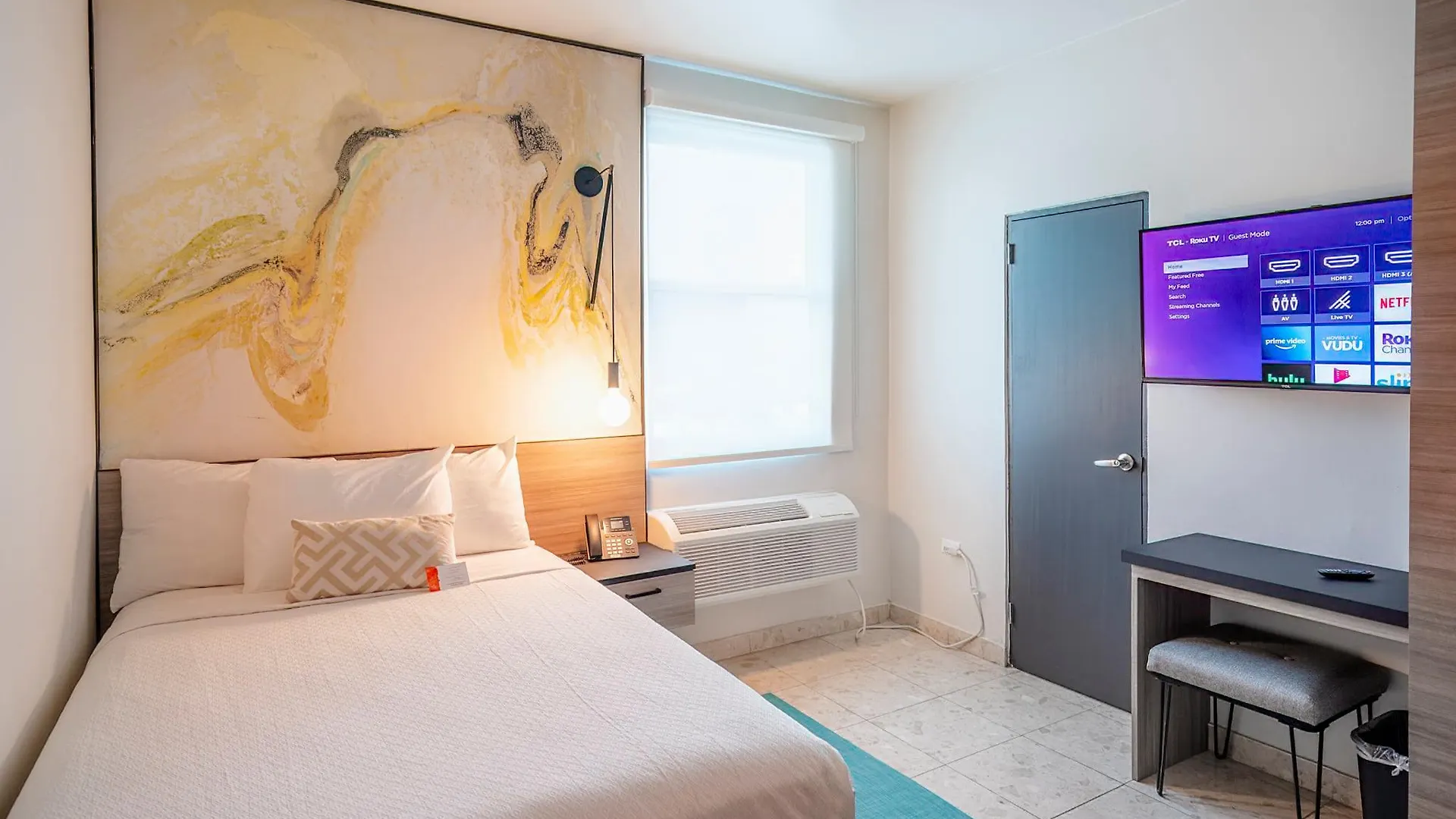The Tryst Beachfront Hotel San Juan